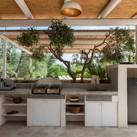 Villa New Borghetto Formica Con Piscina Ostuni