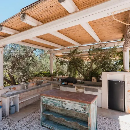 Villa New Borghetto Formica Con Piscina Ostuni